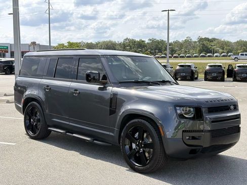 New 2026 Land Rover Defender 130 S AWD/4WD image 7
