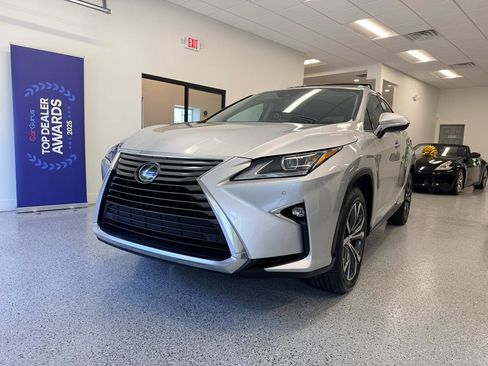 Used 2016 Lexus RX 350 AWD w/ Premium Package image 3
