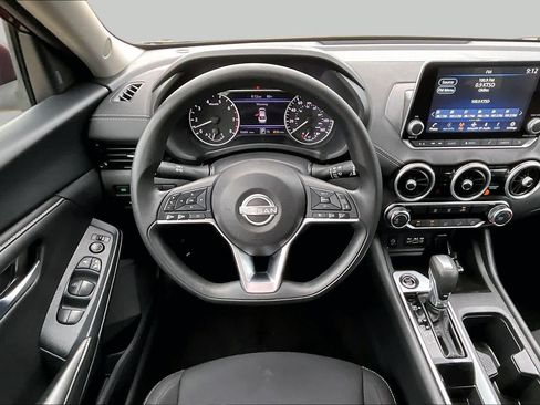 Used 2024 Nissan Sentra SV FWD image 6