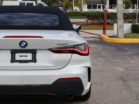 Used 2023 BMW 430i xDrive Convertible w/ M Sport Package image 16