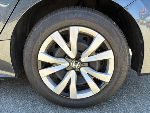 Used 2025 Honda Civic LX image 22