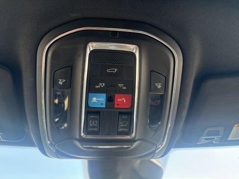 Certified 2023 Jeep Grand Cherokee Altitude RWD image 21