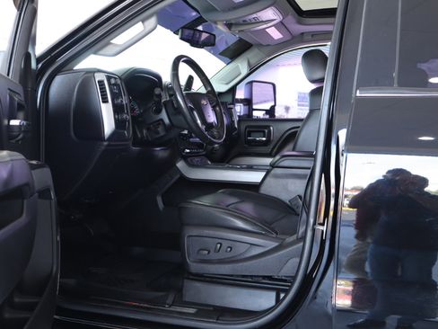 Used 2015 Chevrolet Silverado 2500 LTZ image 14