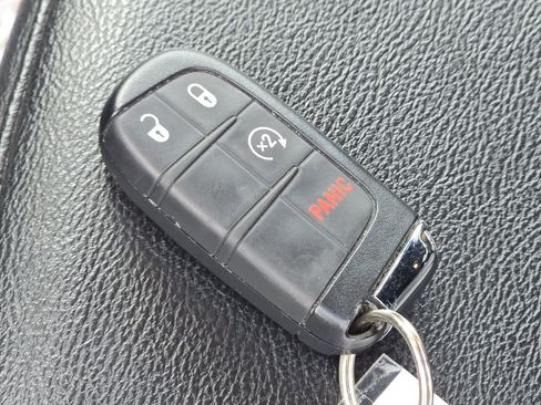 Used 2024 Jeep Compass Limited AWD/4WD image 37