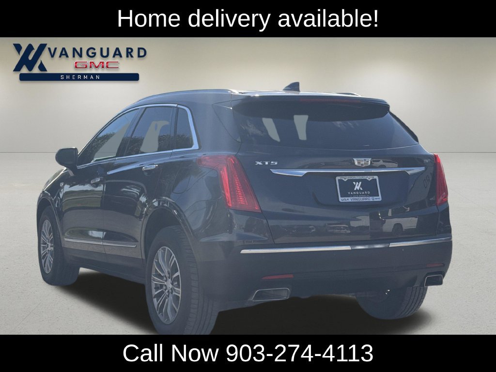 Used 2017 Cadillac XT5 Luxury w/ Driver Awareness Package FWD image 4