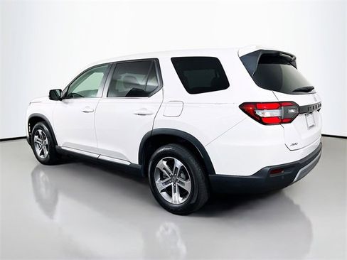 Certified 2024 Honda Pilot EX-L image 7