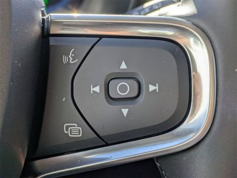 New 2025 Volvo XC40 B5 Plus w/ Protection Package Premier image 28