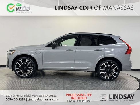 Used 2024 Volvo XC60 T8 Ultimate w/ Protection Package Premier AWD/4WD image 5