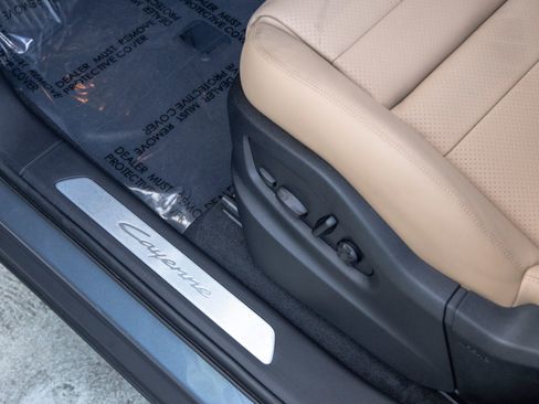 New 2026 Porsche Cayenne AWD/4WD image 26