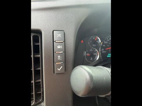 Used 2024 Chevrolet Express 2500 w/ Driver Convenience Package image 17