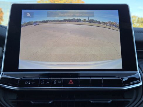 New 2026 Jeep Compass Latitude image 18