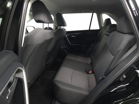 Certified 2025 Toyota RAV4 XLE AWD/4WD image 5