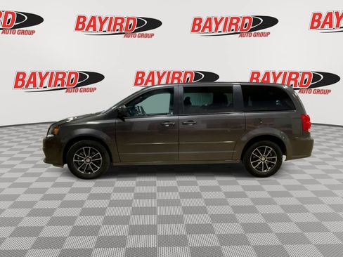 Used 2016 Dodge Grand Caravan SXT FWD image 5