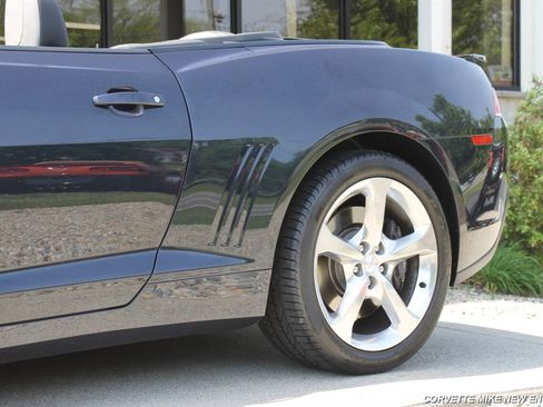 Used 2014 Chevrolet Camaro SS w/ RS Package RWD image 13