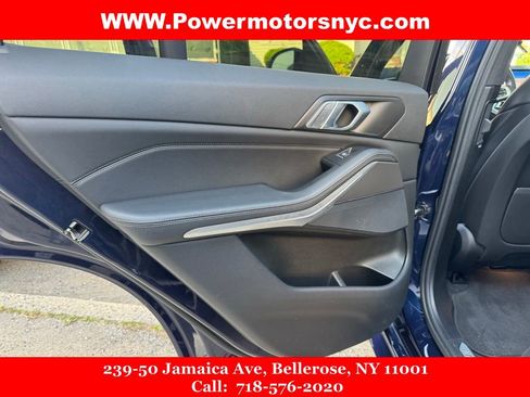 Used 2019 BMW X5 xDrive40i w/ M Sport Package AWD/4WD image 32