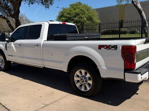 Used 2020 Ford F250 Platinum w/ FX4 Off-Road Package image 7