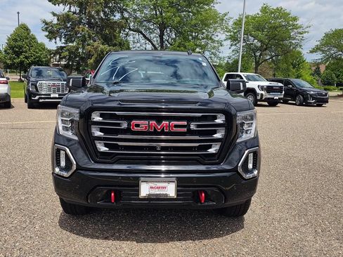 Used 2020 GMC Sierra 1500 AT4 w/ AT4 Premium Package AWD/4WD image 2