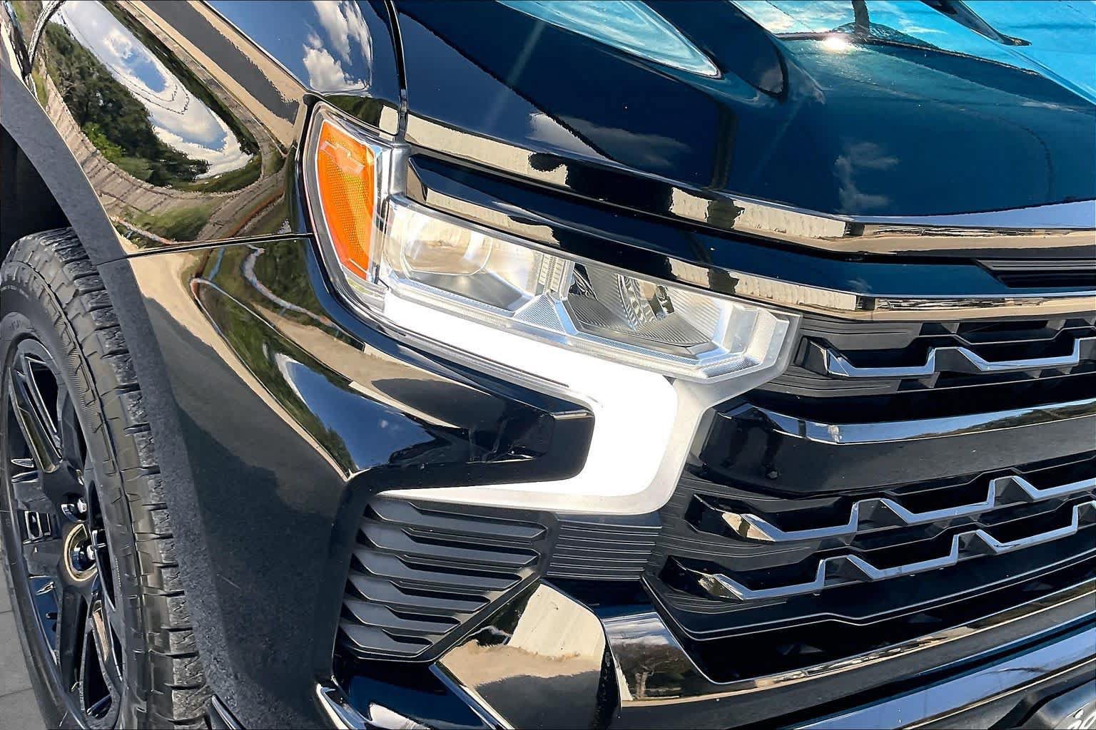 Used 2024 Chevrolet Silverado 1500 RST RWD image 27