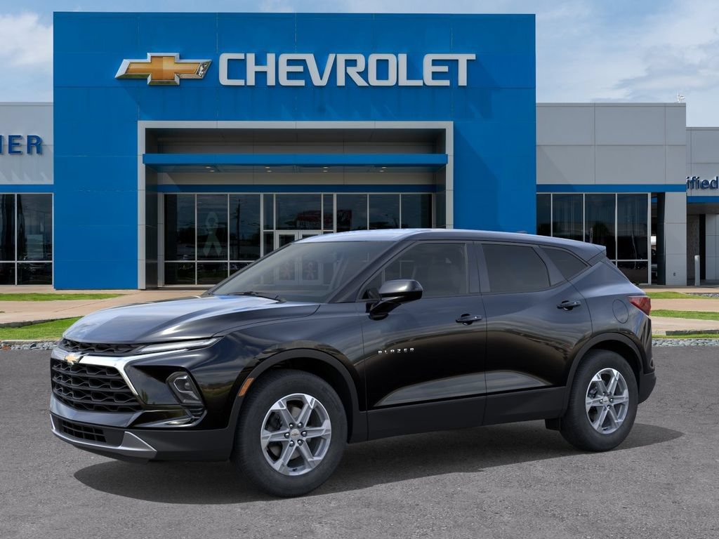 New 2026 Chevrolet Blazer LT FWD image 2