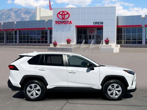 Used 2024 Toyota RAV4 LE image 3