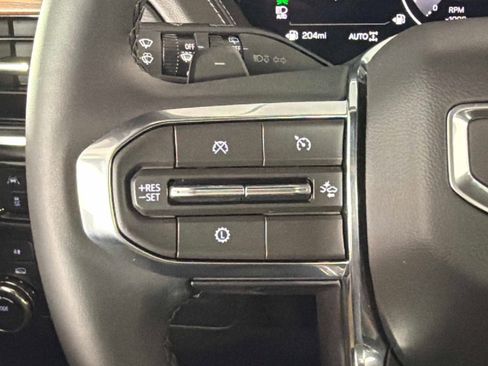 Used 2026 GMC Yukon Denali AWD/4WD image 50