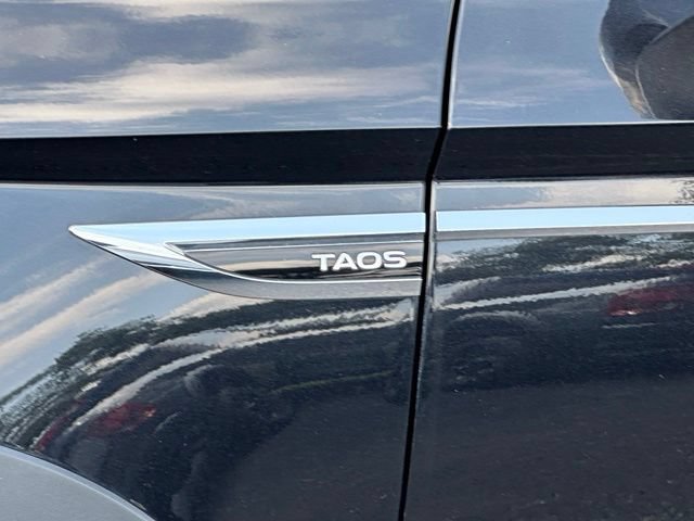 Certified 2022 Volkswagen Taos SEL AWD/4WD image 9