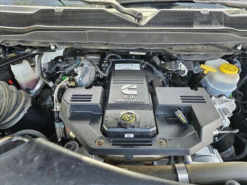 Used 2022 RAM 3500 Limited AWD/4WD image 23