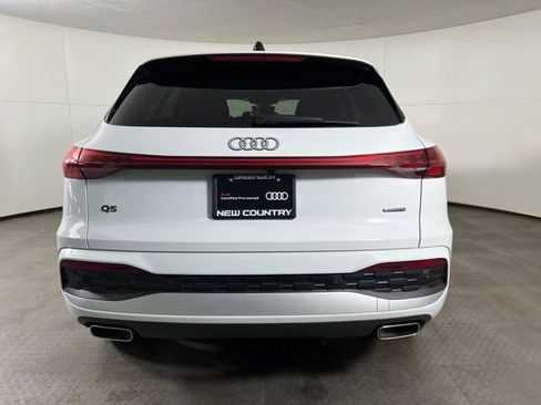 Used 2025 Audi Q5 Premium Plus w/ Premium Plus AWD/4WD image 6