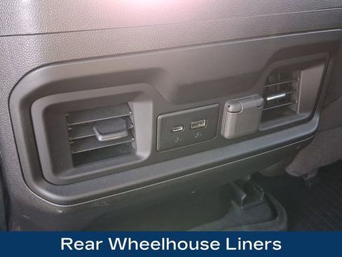 Used 2022 Chevrolet Silverado 1500 LT Trail Boss w/ Bed Protection Package image 14