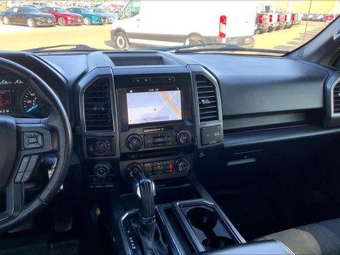Used 2018 Ford F150 XLT w/ Equipment Group 302A Luxury image 6