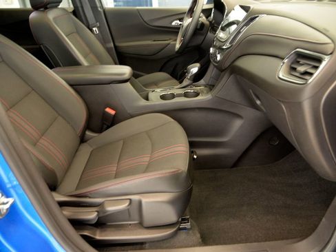 Used 2024 Chevrolet Equinox RS image 31