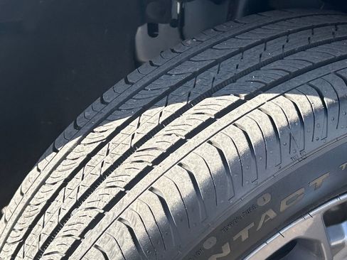 Used 2025 Ford Maverick XLT w/ Equipment Group 302A image 30