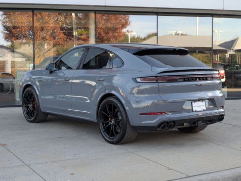 New 2026 Porsche Cayenne Turbo image 3