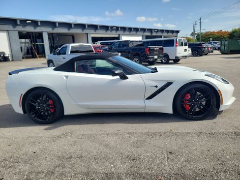 Used 2017 Chevrolet Corvette Stingray Convertible RWD image 4