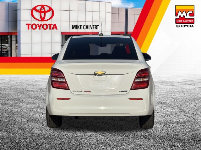 Used 2017 Chevrolet Sonic Premier FWD image 5