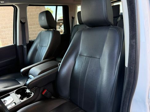 Used 2016 Land Rover LR4 HSE AWD/4WD image 42