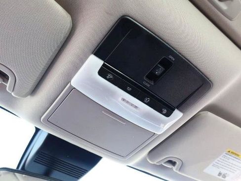 Certified 2025 Nissan Altima 2.5 SR w/ SR Premium Package FWD image 16