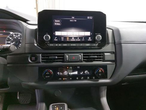 Certified 2025 Nissan Pathfinder S AWD/4WD image 19