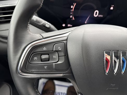 Used 2025 Buick Encore GX Preferred image 17