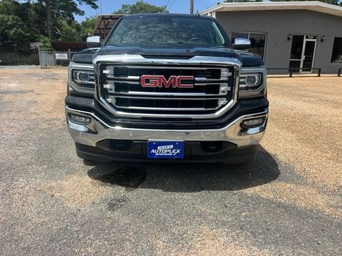 Used 2018 GMC Sierra 1500 SLT AWD/4WD image 2