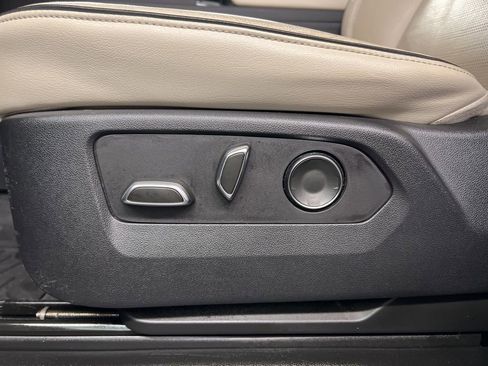 Used 2021 Cadillac Escalade Sport w/ Driver Assist Tech Package image 29