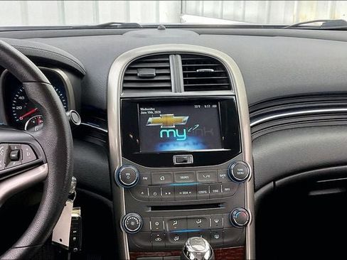 Used 2013 Chevrolet Malibu LT w/ Power Convenience Package FWD image 6