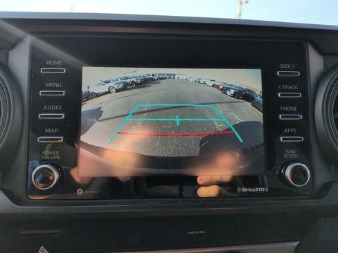 Used 2020 Toyota Tacoma SR AWD/4WD image 20