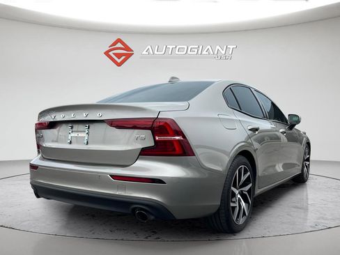 Used 2020 Volvo S60 T5 Momentum FWD image 7