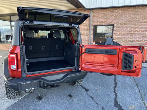 Used 2024 Ford Bronco Black Diamond image 46