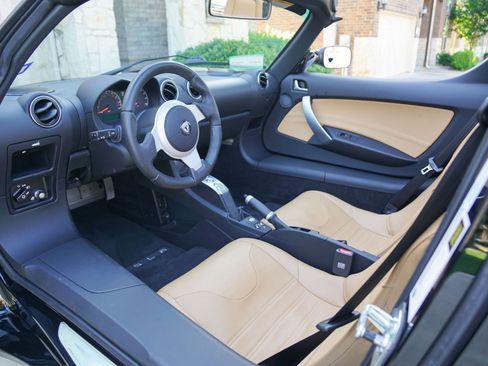 Used 2010 Tesla Roadster RWD image 22