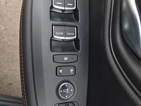 Used 2025 Honda HR-V Sport image 21