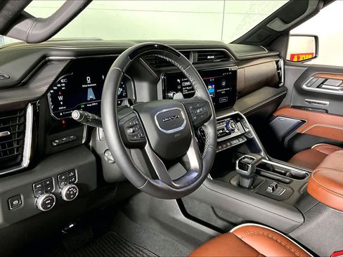 Certified 2025 GMC Sierra 1500 Denali Ultimate image 16