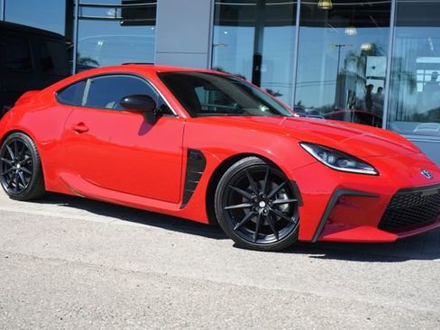 Used 2023 Toyota GR86 Premium image 1