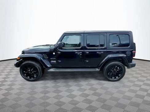 Used 2023 Jeep Wrangler Unlimited Sahara w/ Cold Weather Group AWD/4WD image 9